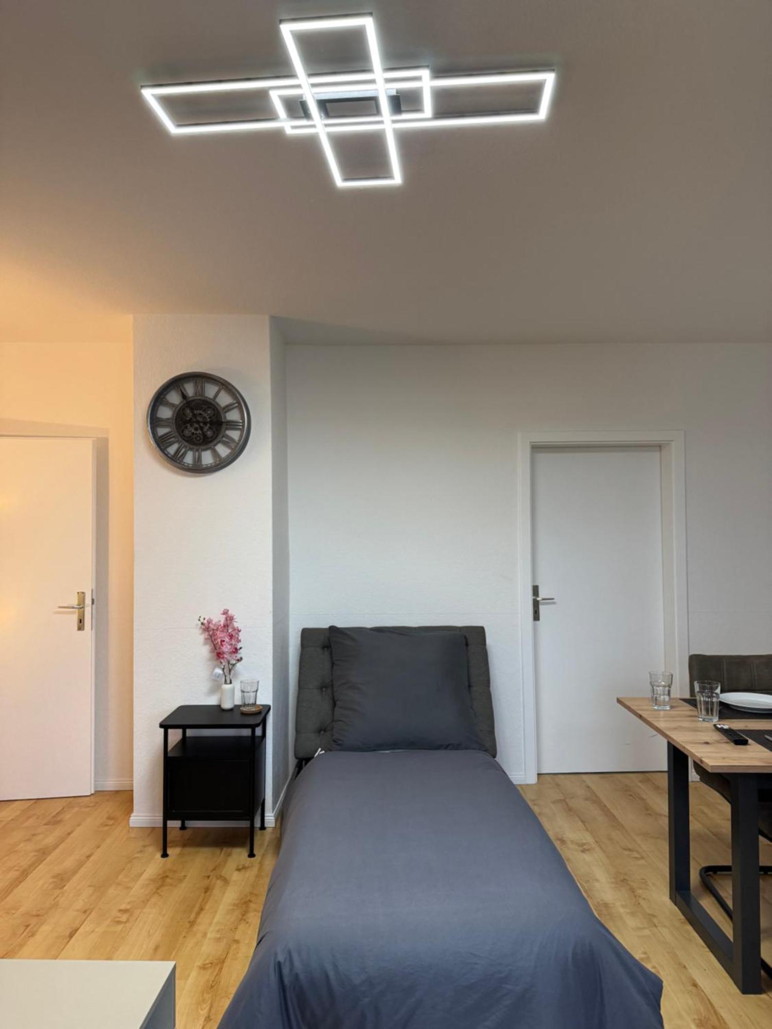 Grosse Wohnung In Schwerin Mitte 外观 照片